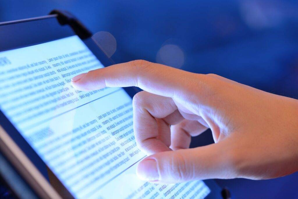 Using tablet computer